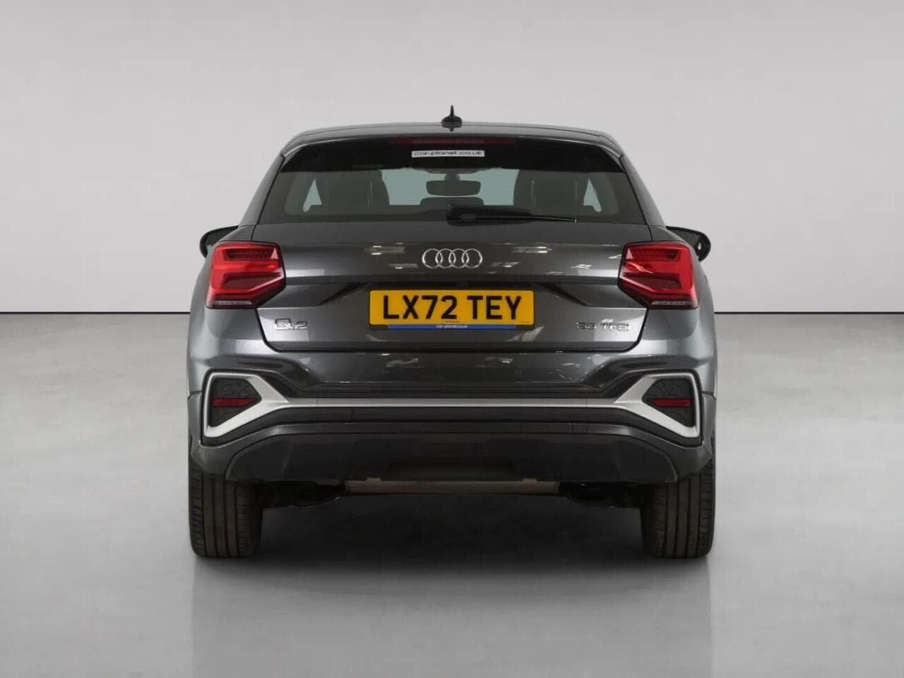 Audi Q2 thumbnail Rear