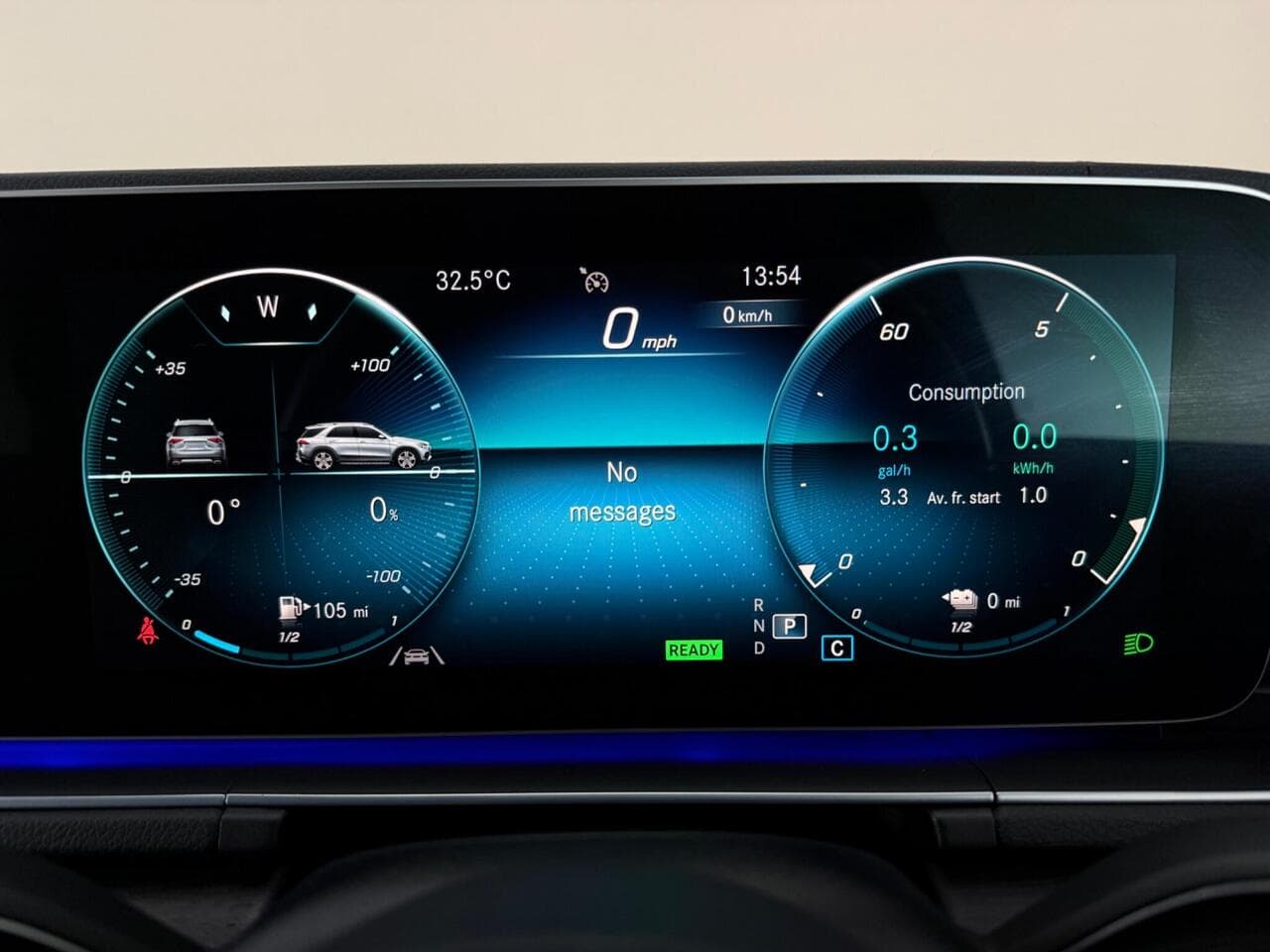 Mercedes-Benz GLE thumbnail Driver Instruments