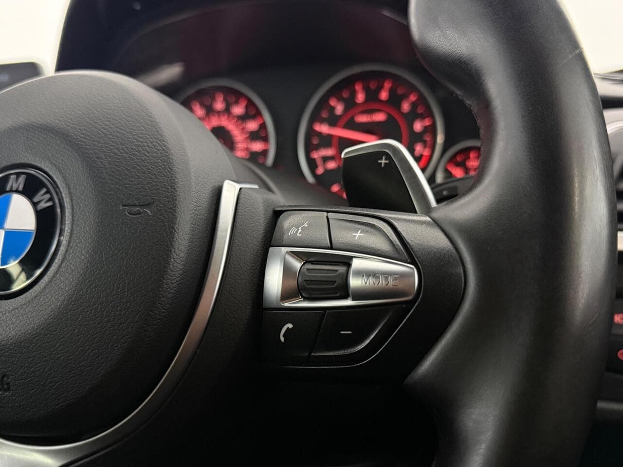 BMW 3 Series thumbnail Misc Controls