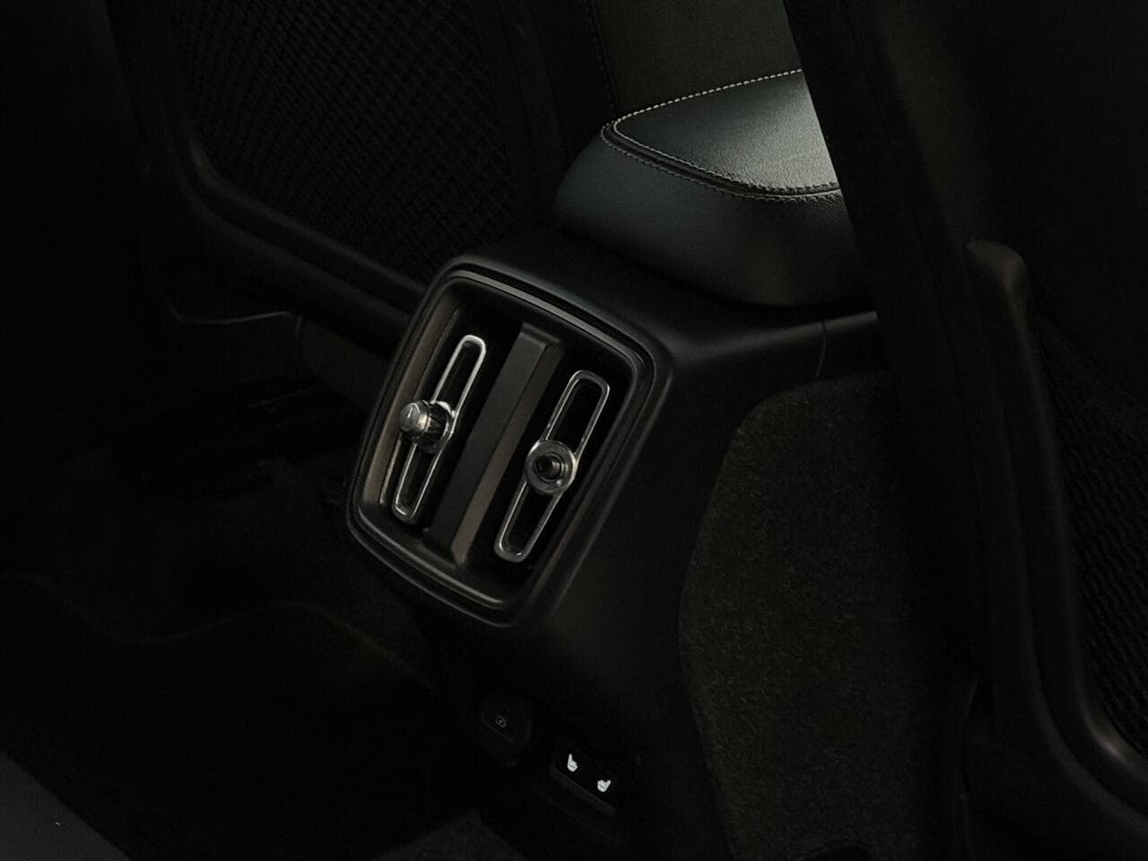 Volvo XC40 thumbnail Inconclusive