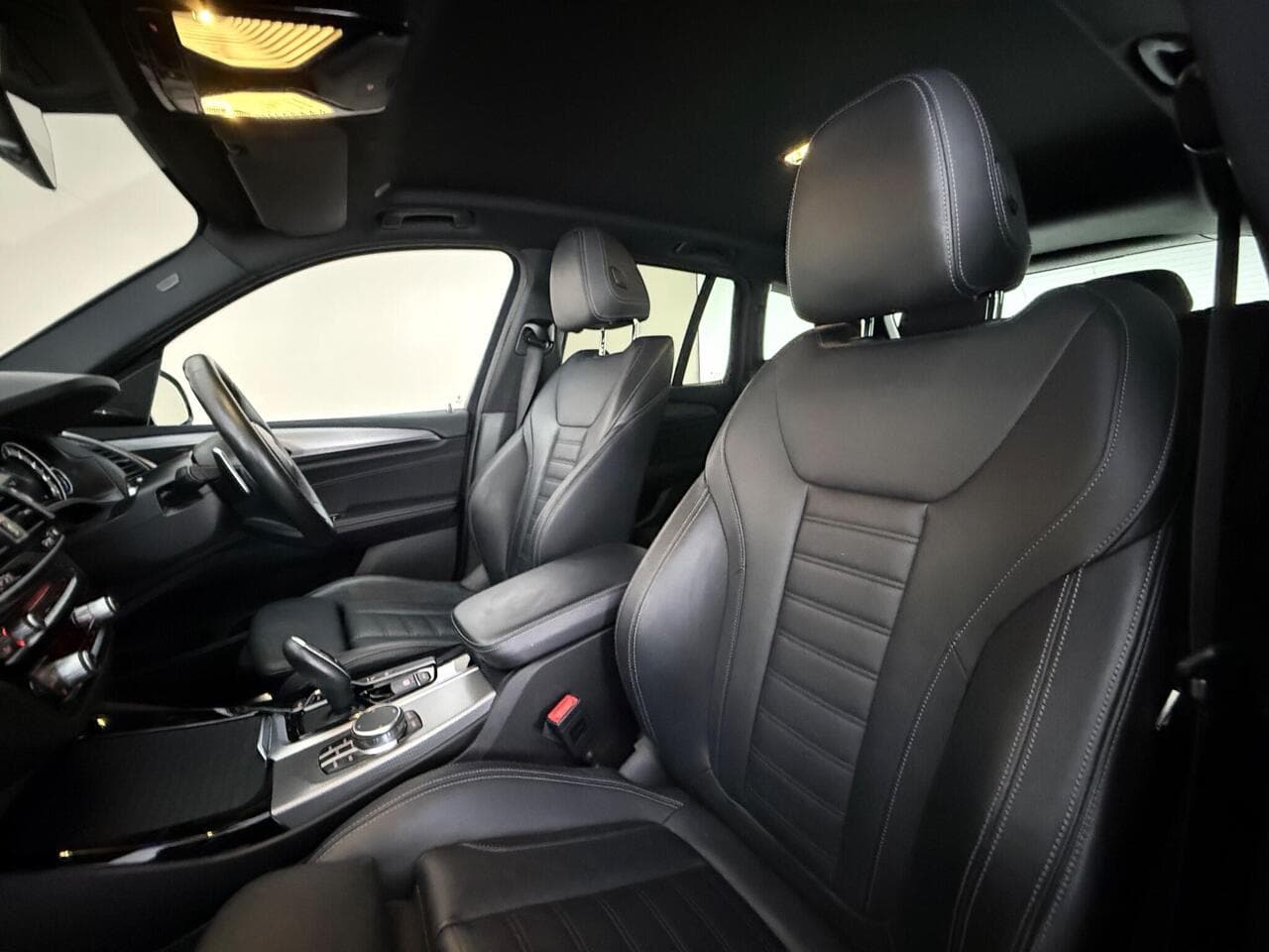 BMW X3 thumbnail Seat Front Passenger