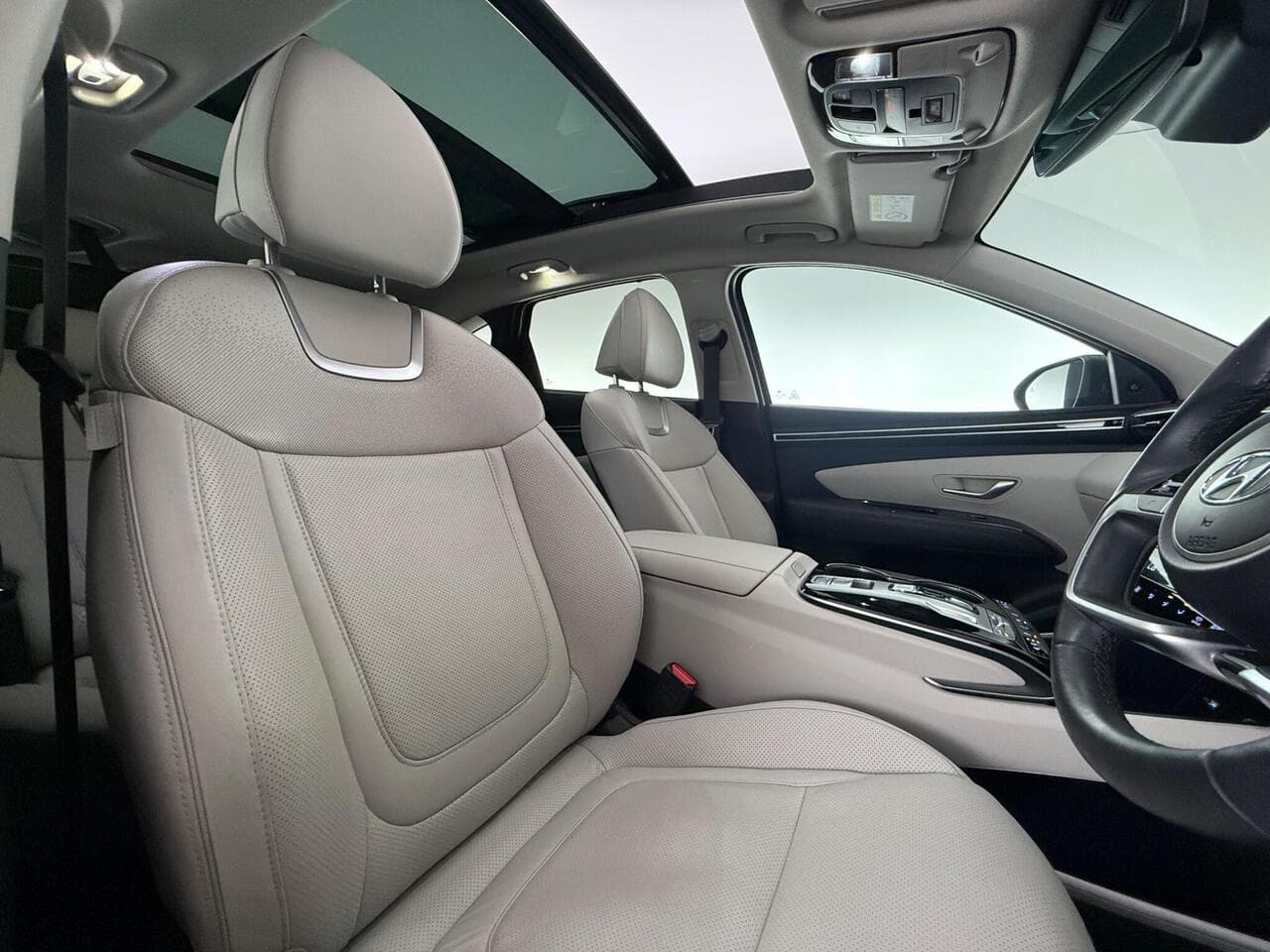 Hyundai TUCSON thumbnail Seat Driver