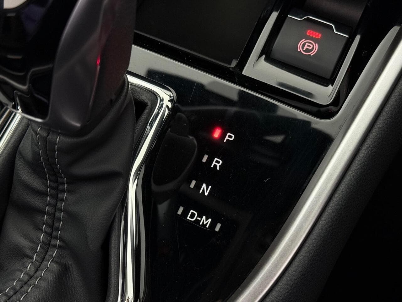 Subaru Outback thumbnail Misc Controls