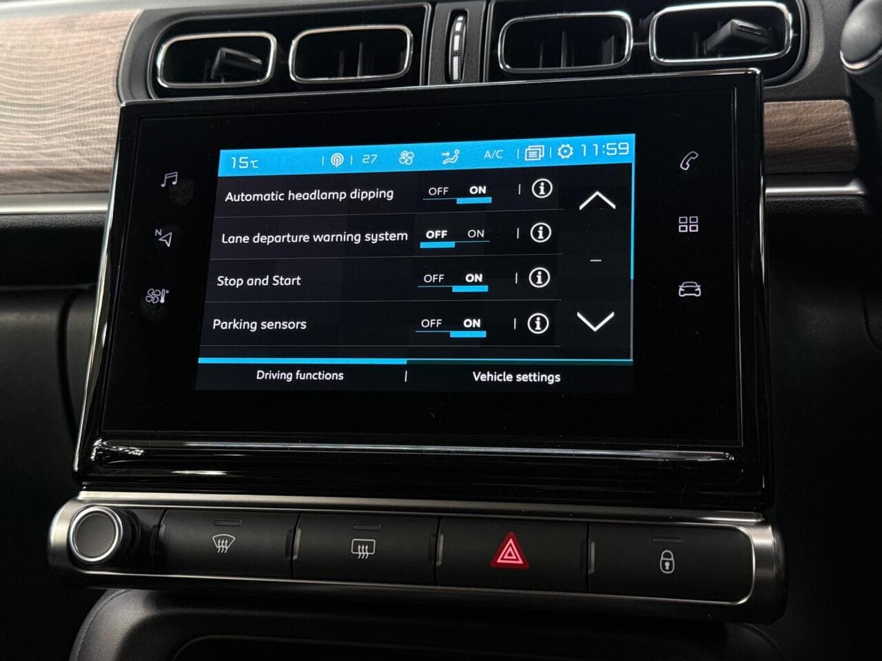 Citroen C3 thumbnail Infotainment System