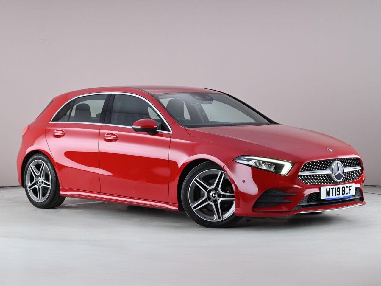 Mercedes-Benz A Class - Mercedes-Benz A Class 2.0 A200d AMG Line (Executive) 8G-DCT Euro 6 (s/s) 5dr