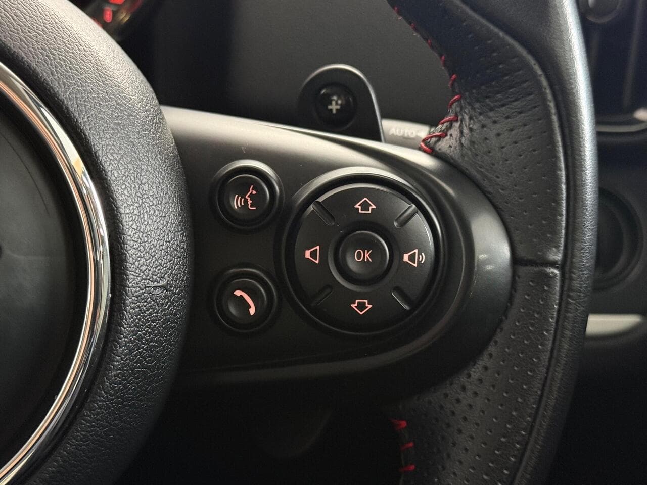 MINI Countryman thumbnail Misc Controls