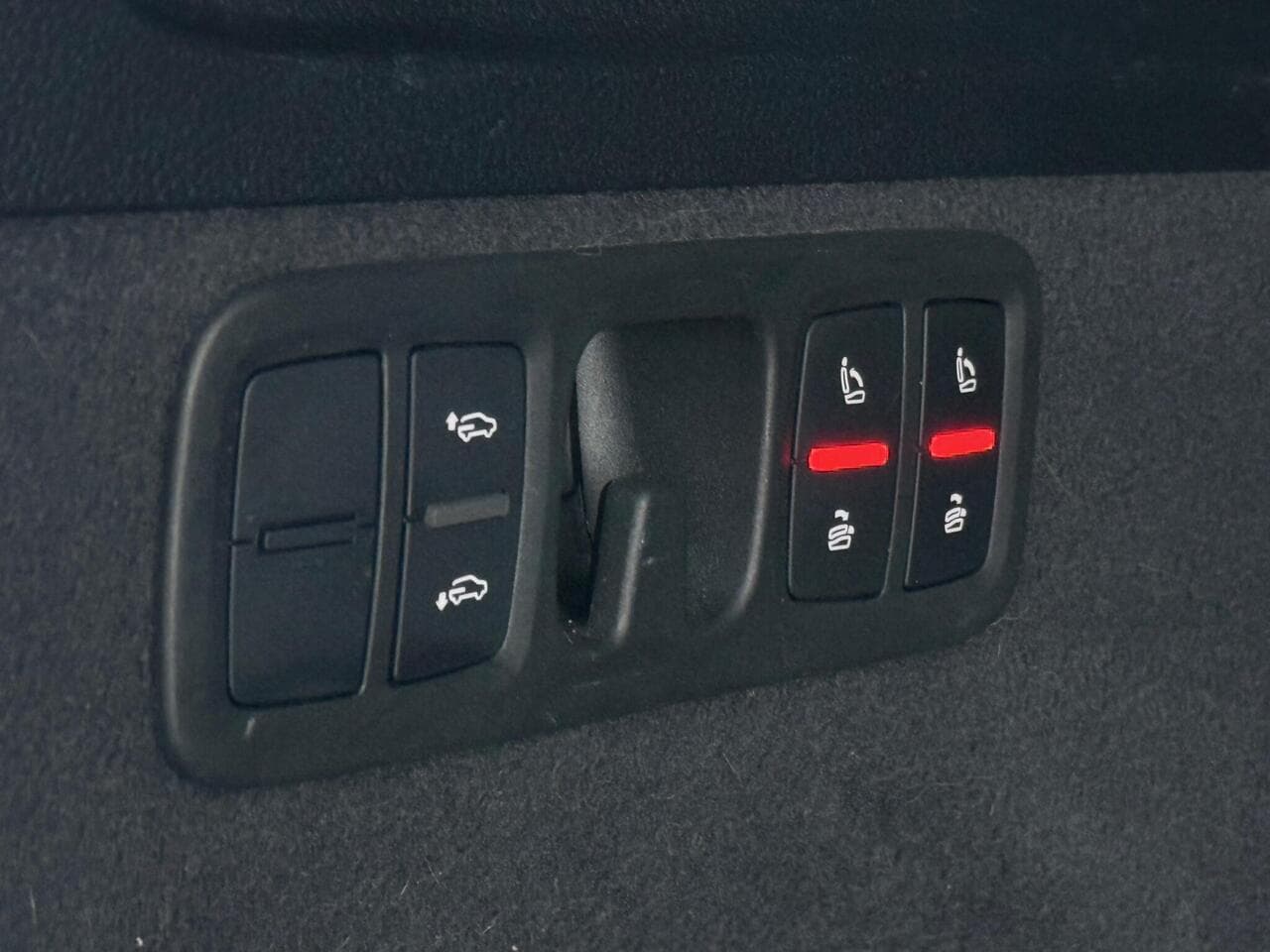 Audi Q7 thumbnail Misc Controls