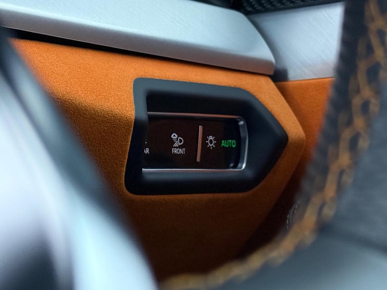 Lamborghini Urus thumbnail Misc Controls