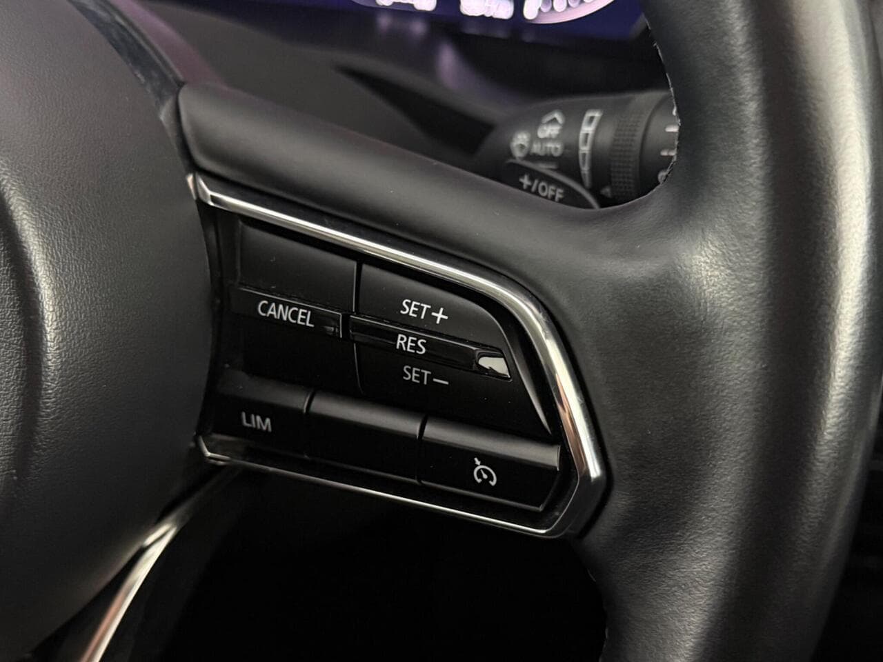 Mazda CX-60 thumbnail Misc Controls