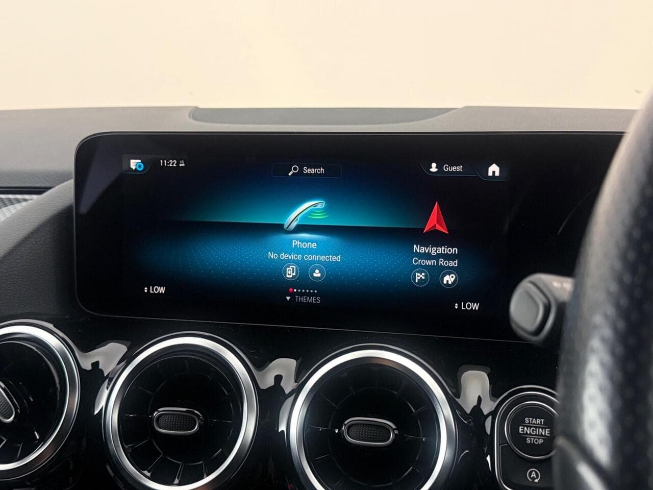 Mercedes-Benz GLA thumbnail Infotainment System