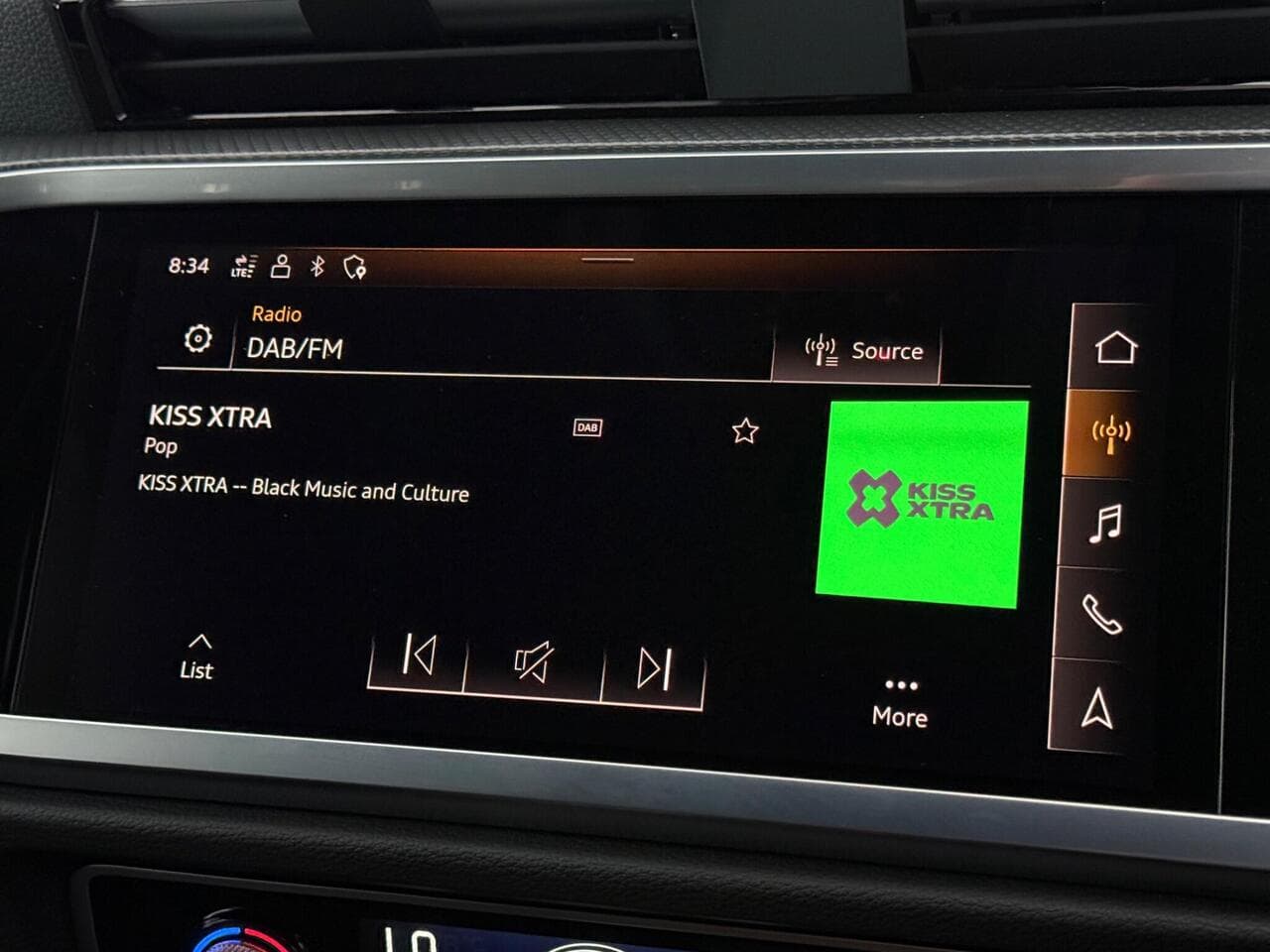 Audi Q3 thumbnail Infotainment System