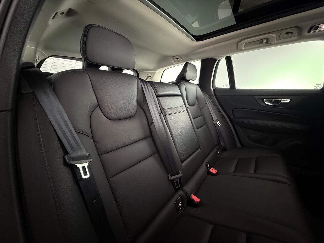 Volvo V60 thumbnail Seats Rear