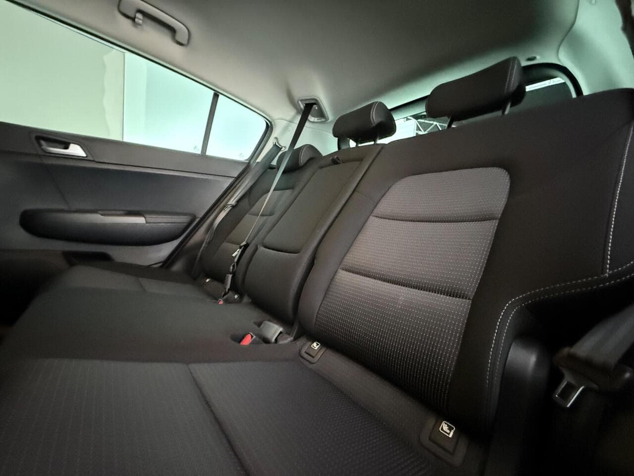Kia Sportage thumbnail Seats Rear