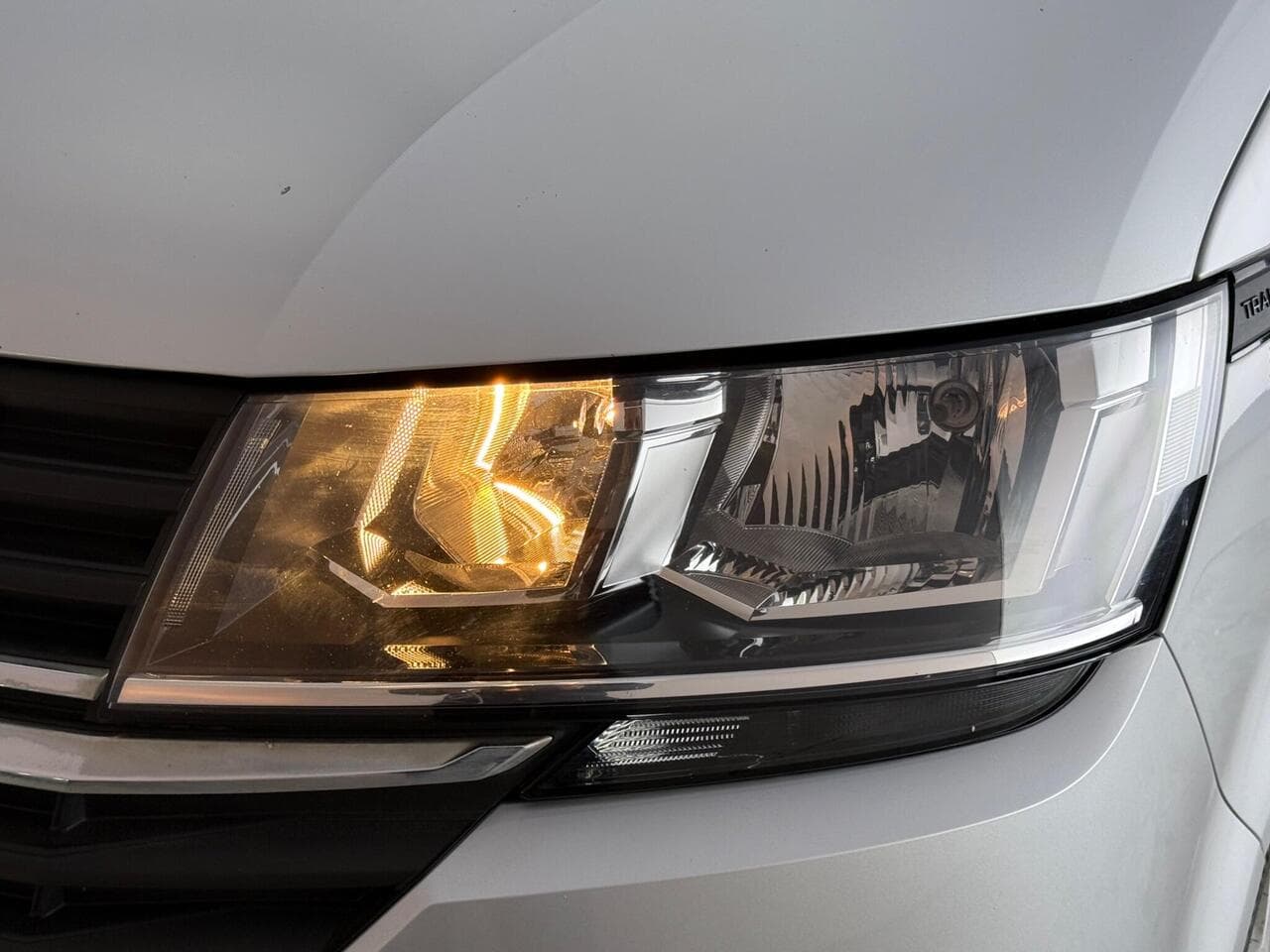 Volkswagen Transporter thumbnail Lights Front