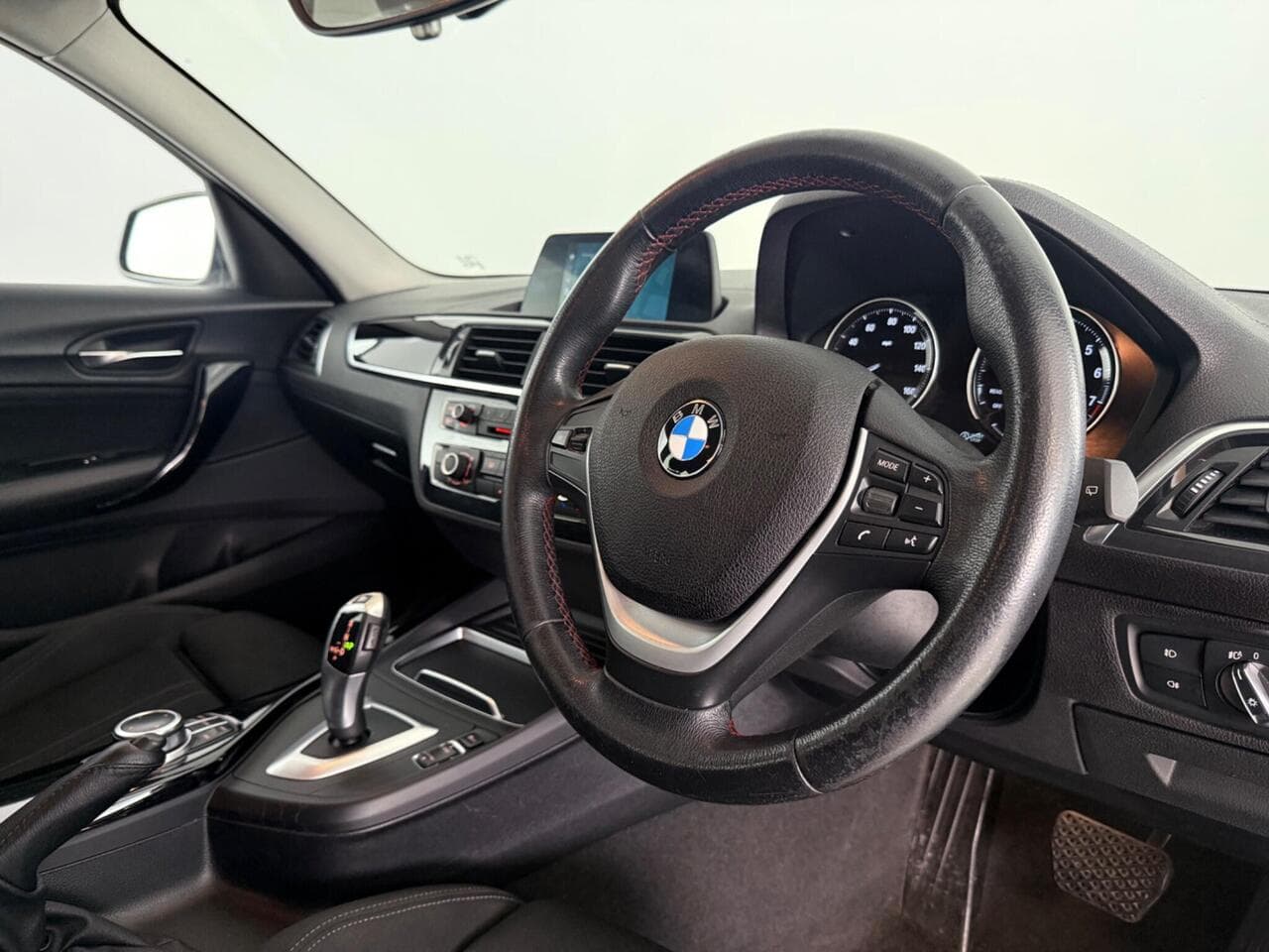 BMW 1 Series thumbnail Steering Wheel