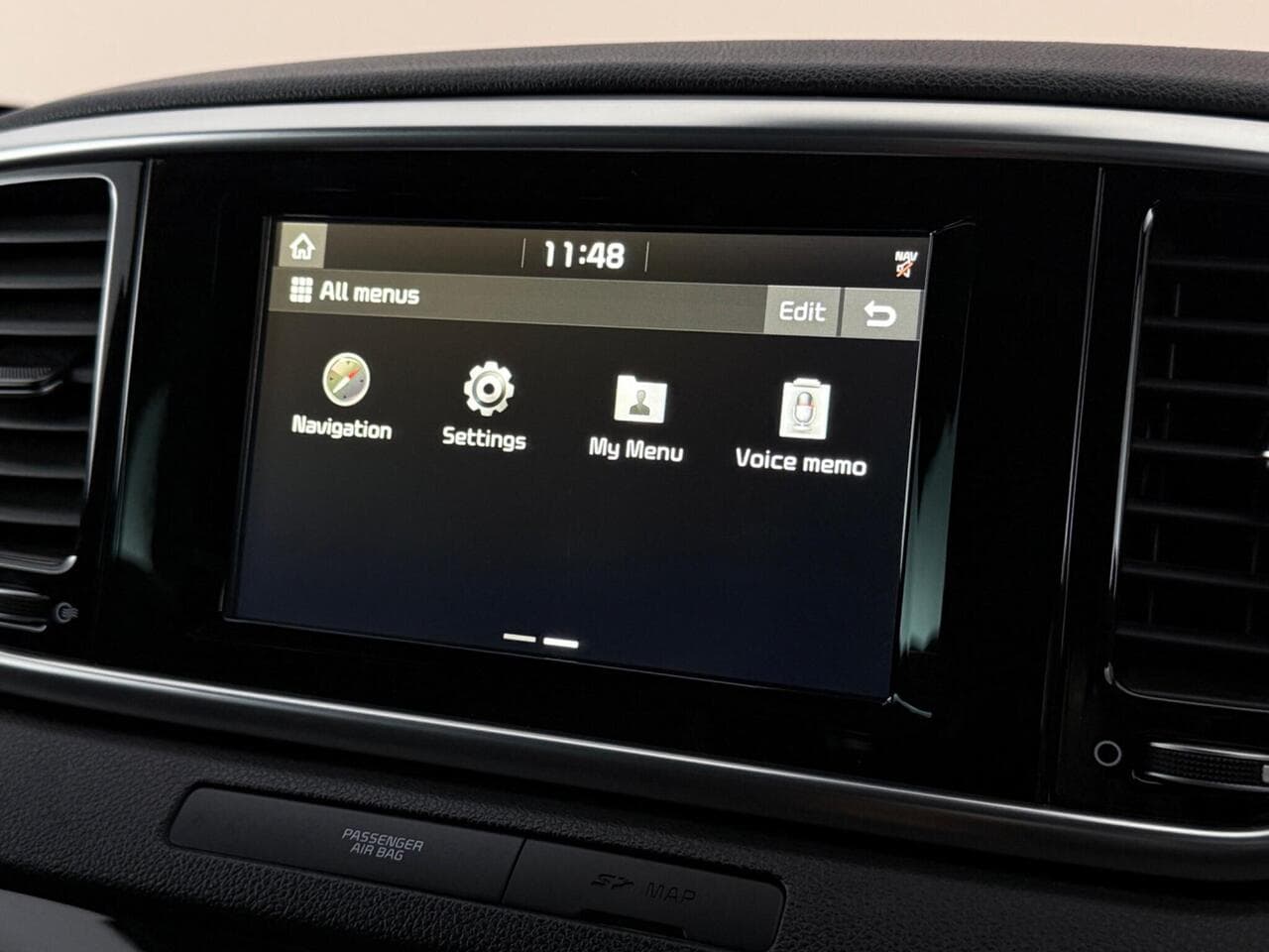 Kia Sportage thumbnail Infotainment System