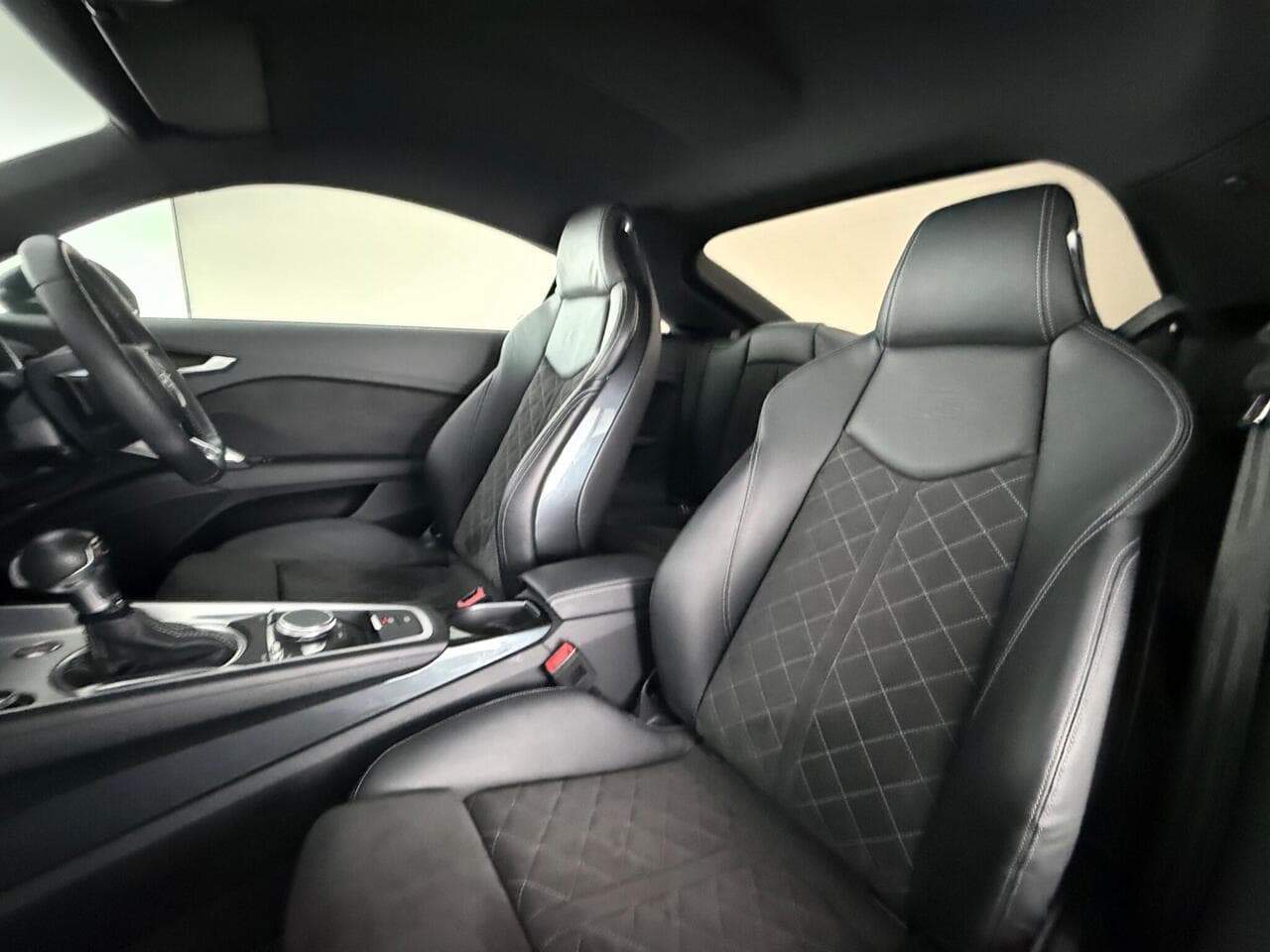 Audi TT thumbnail Seat Front Passenger