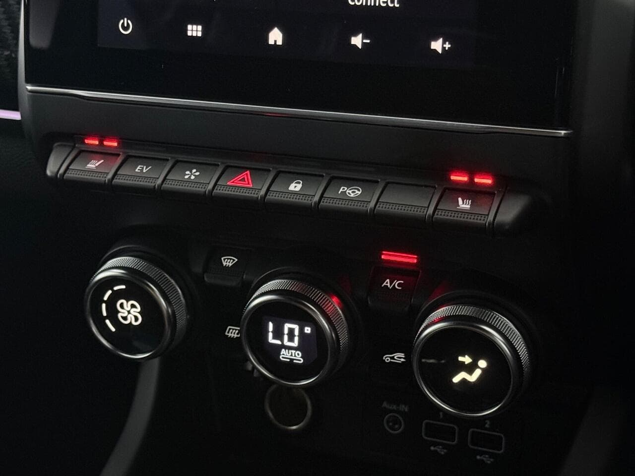 Renault Arkana thumbnail Misc Controls