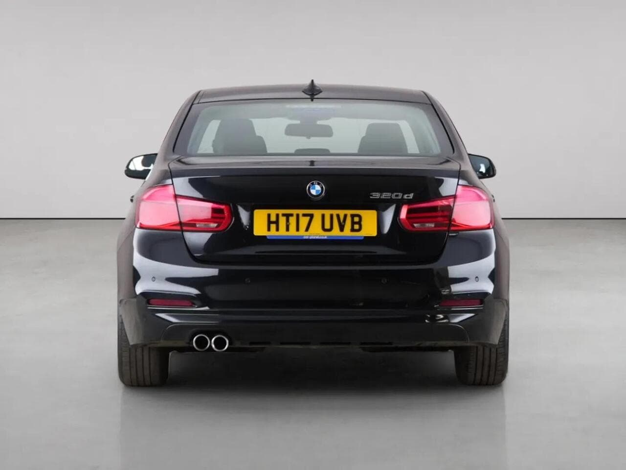 BMW 3 Series thumbnail Rear