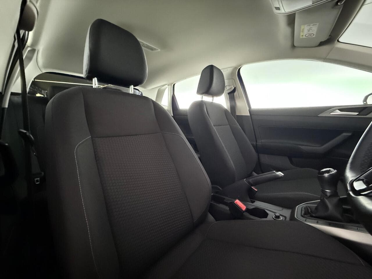 Volkswagen Polo thumbnail Seat Driver