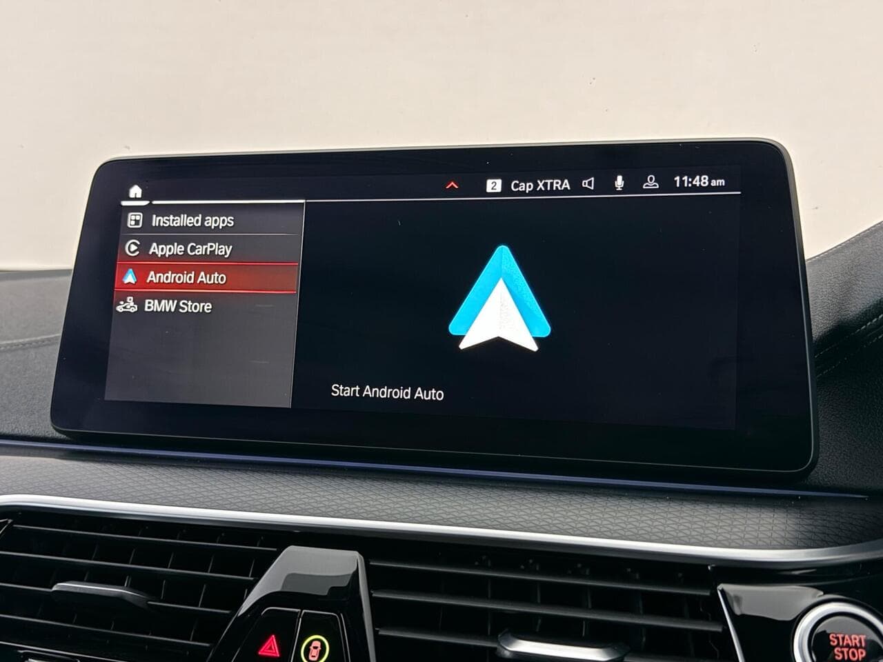 BMW 5 Series thumbnail Infotainment System