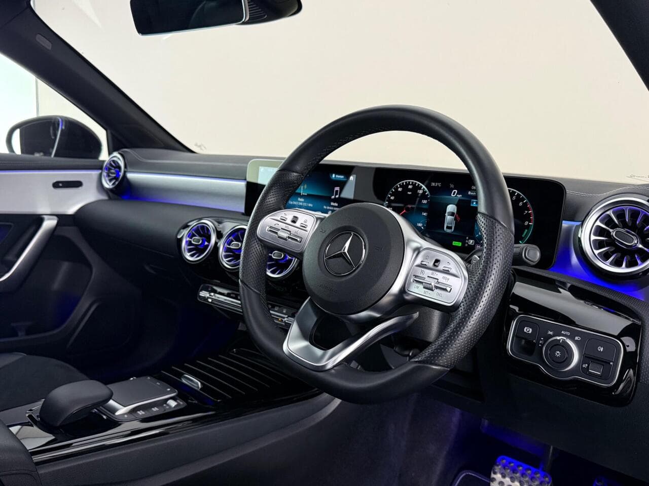 Mercedes-Benz A Class thumbnail Interior Front