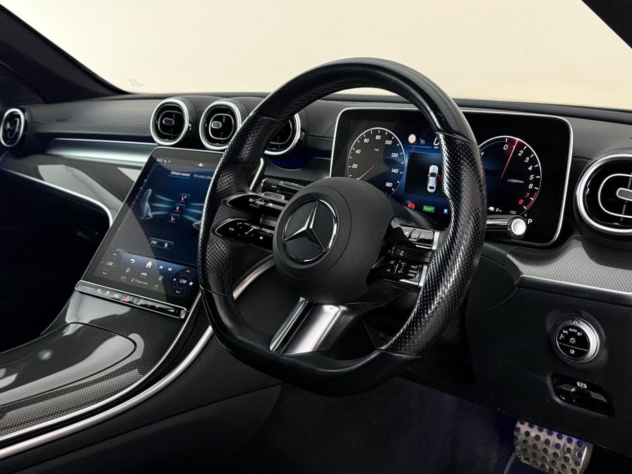 Mercedes-Benz C Class thumbnail Steering Wheel