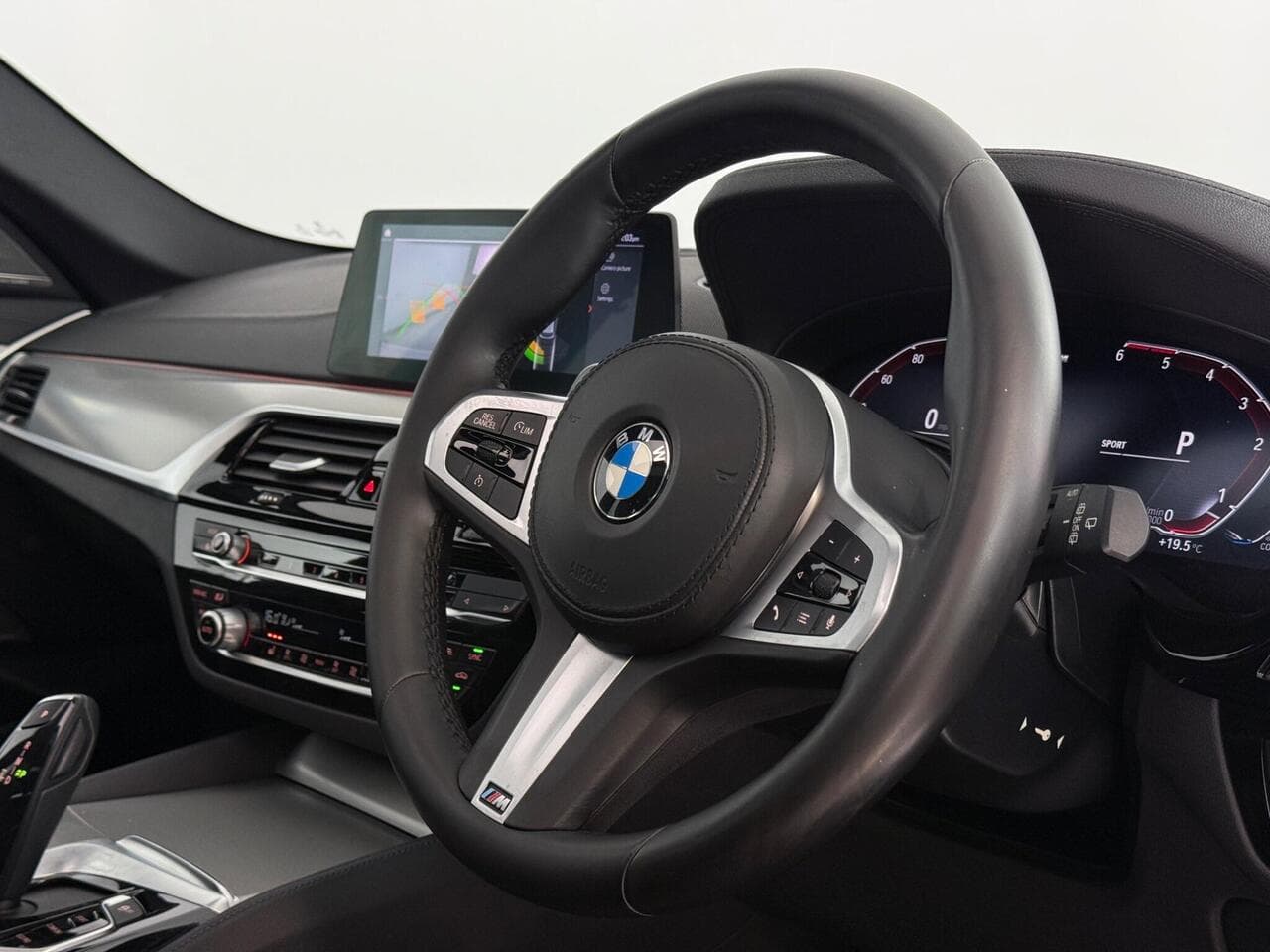 BMW 5 Series thumbnail Steering Wheel
