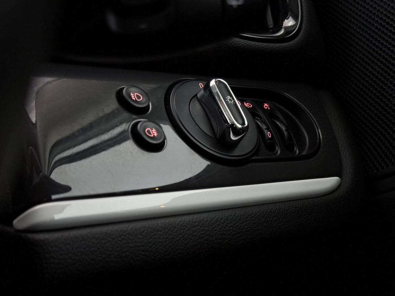 MINI Countryman thumbnail Inconclusive