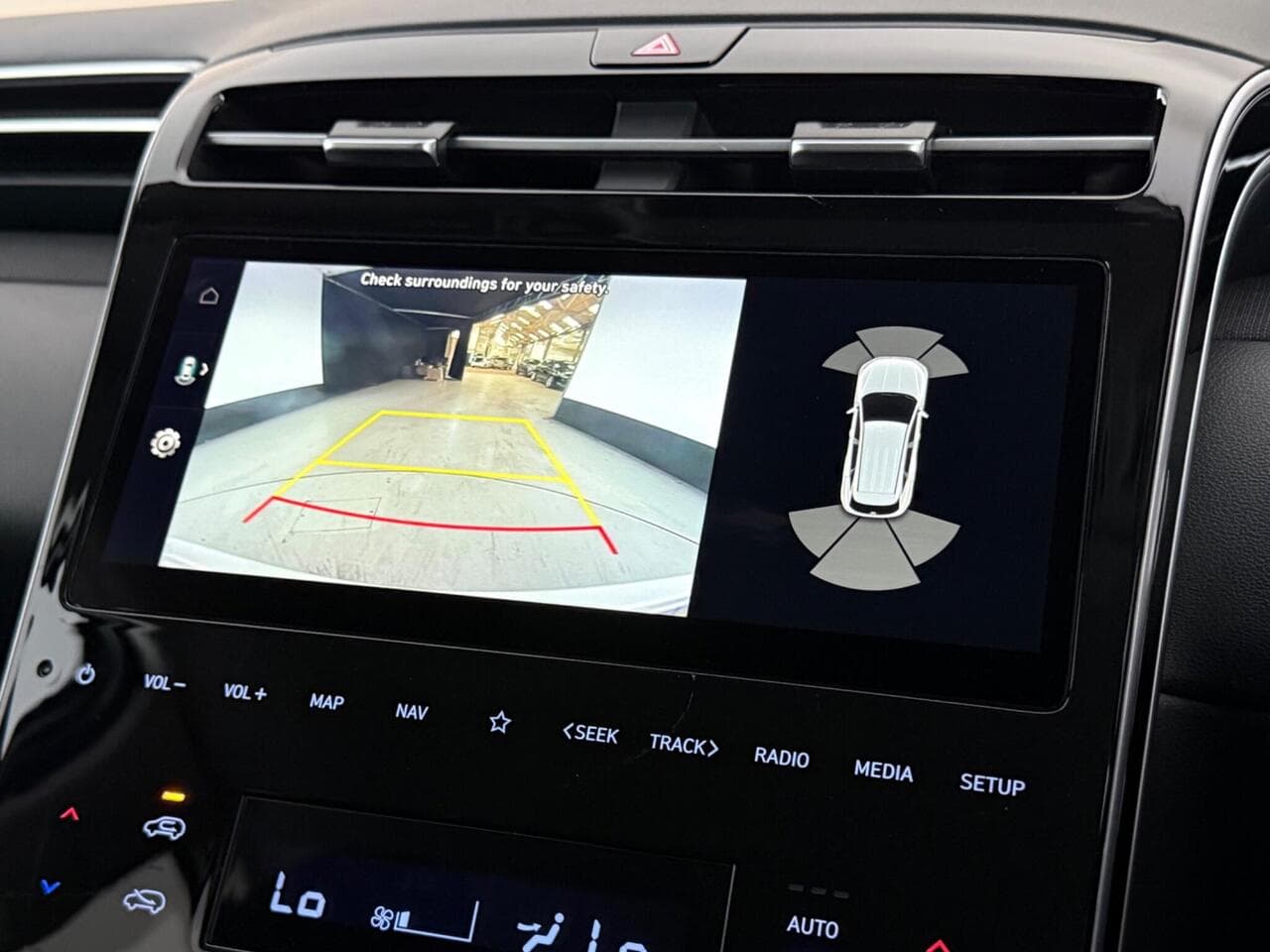 Hyundai TUCSON thumbnail Infotainment System
