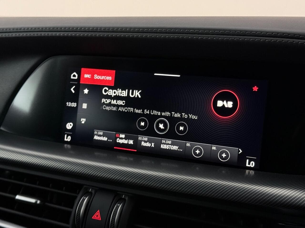 Alfa Romeo Stelvio thumbnail Infotainment System