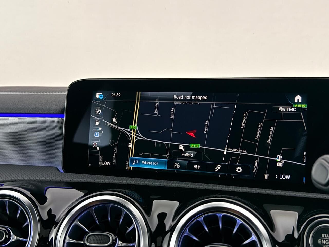 Mercedes-Benz A Class thumbnail Infotainment System