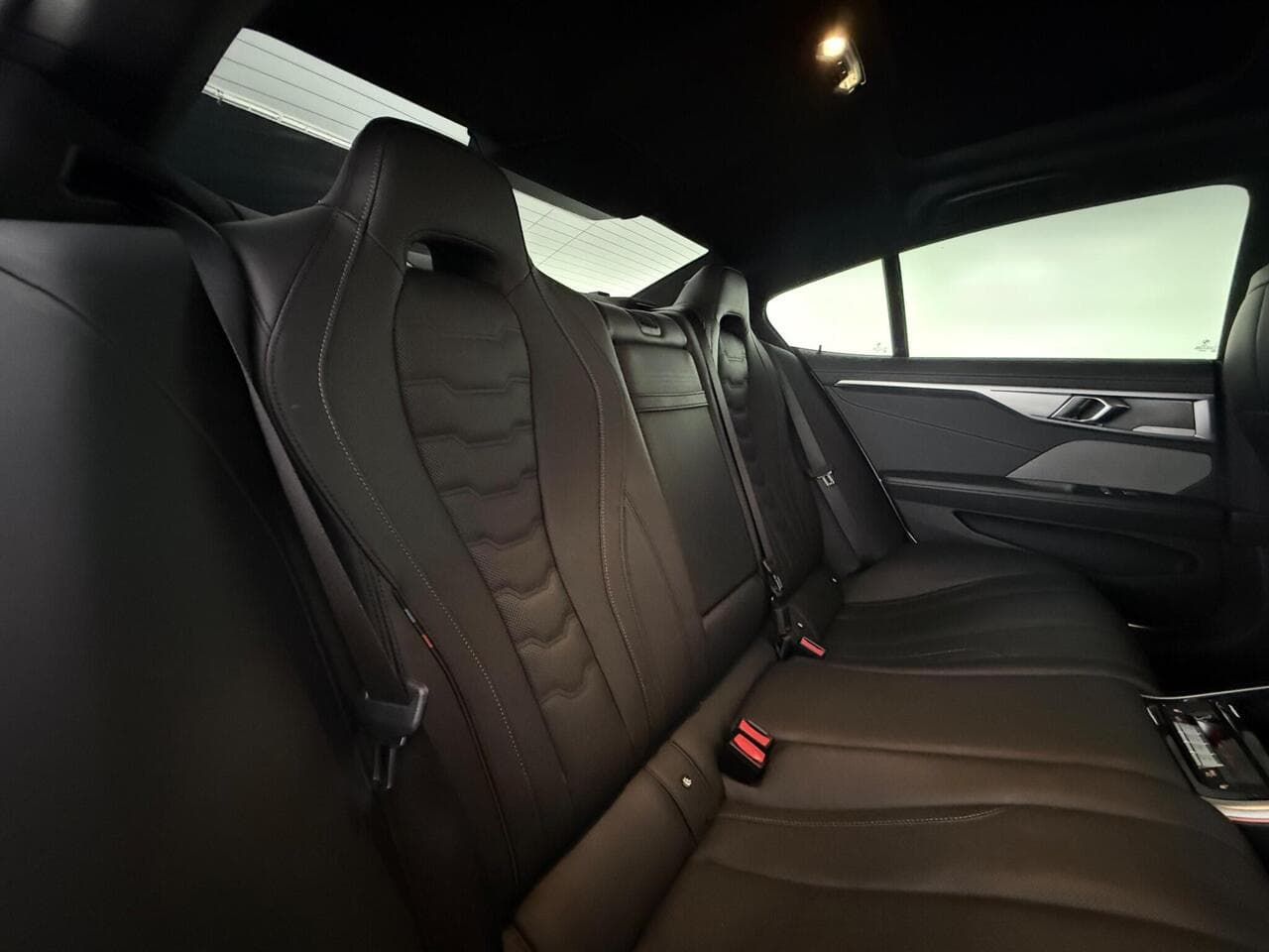 BMW 8 Series Gran Coupe thumbnail Seats Rear
