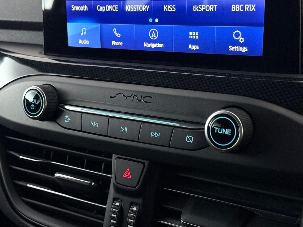 Ford Focus thumbnail Infotainment System