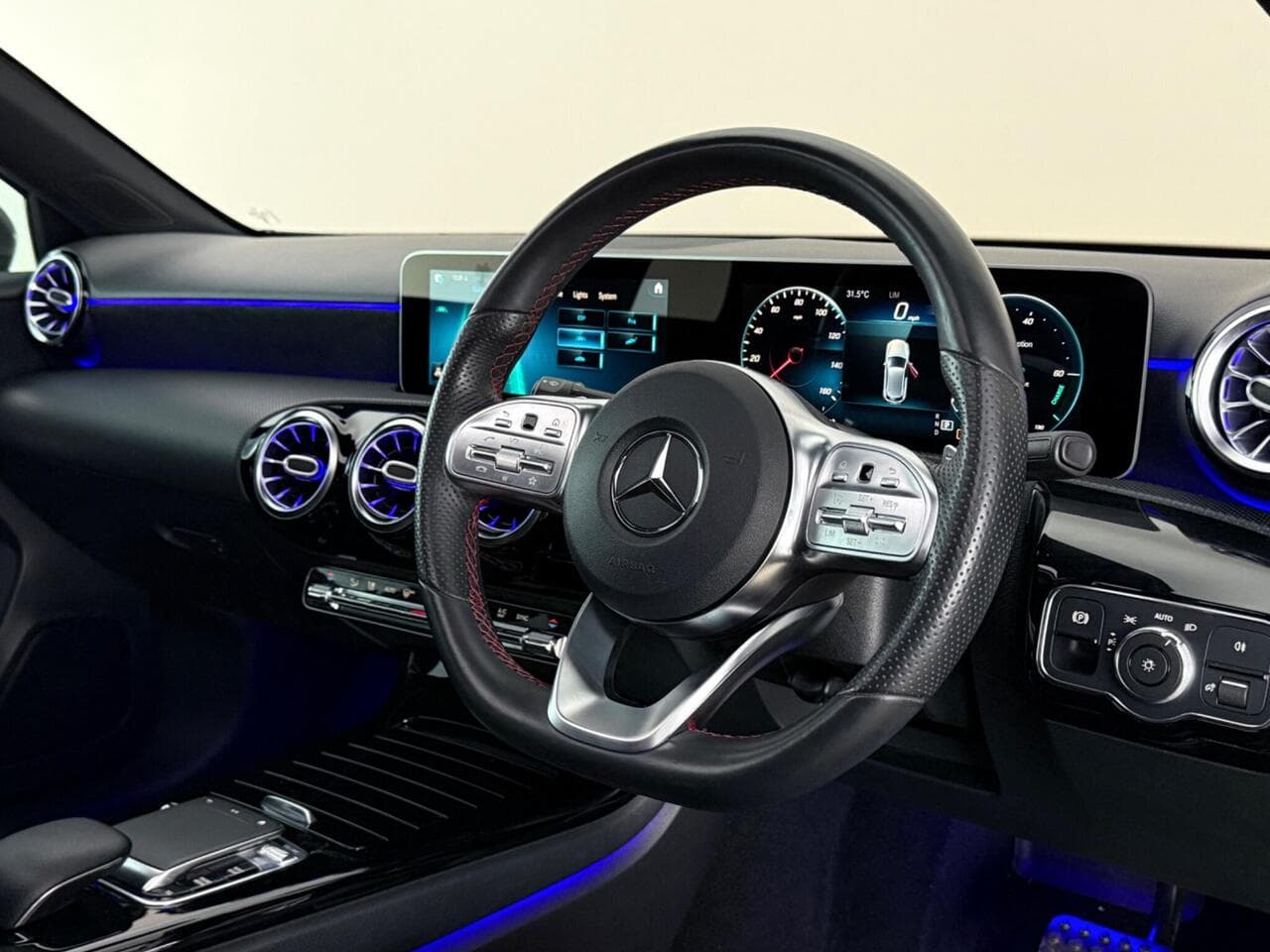 Mercedes-Benz A Class thumbnail Steering Wheel