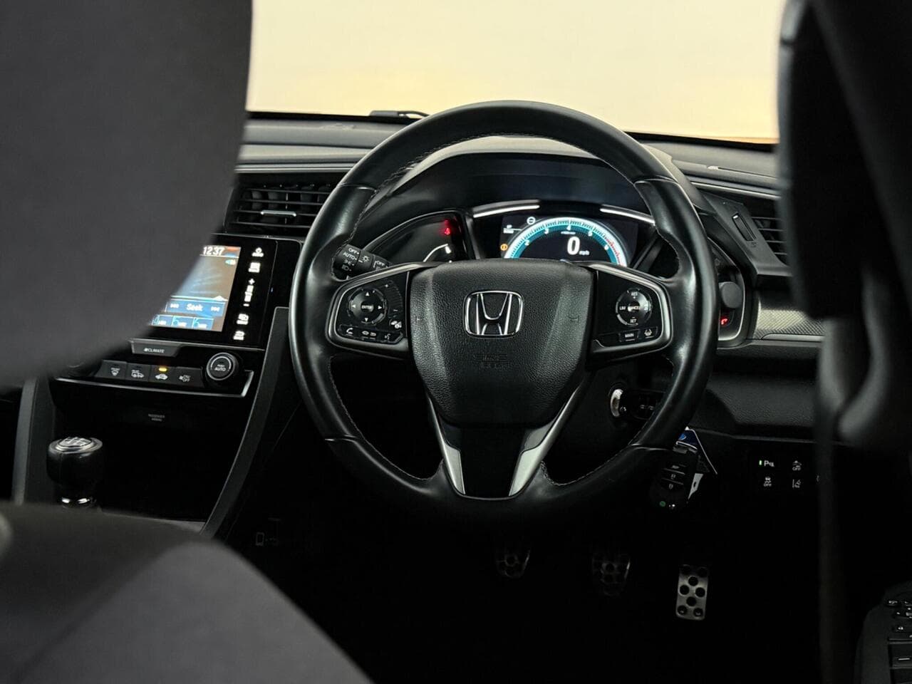 Honda Civic thumbnail Steering Wheel