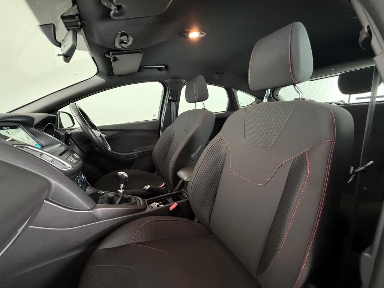 Ford Focus thumbnail Seat Front Passenger