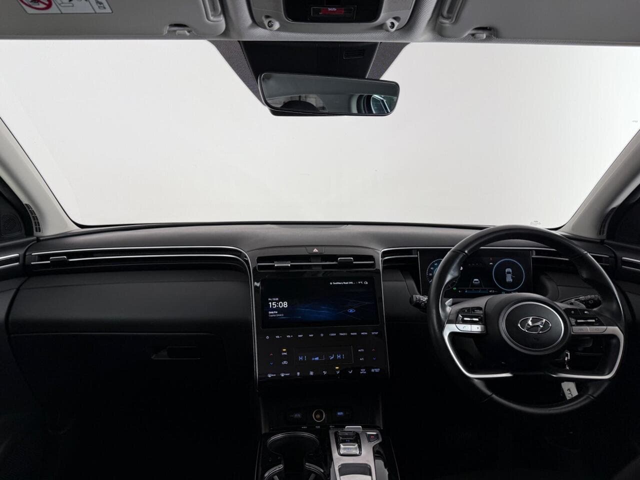 Hyundai TUCSON thumbnail Interior Front