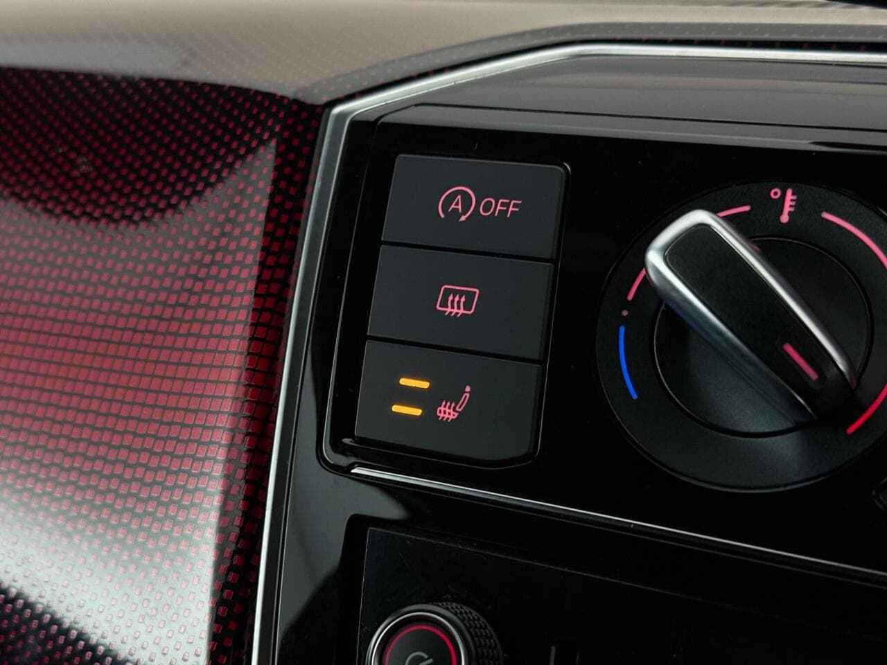 Volkswagen up! thumbnail Misc Controls