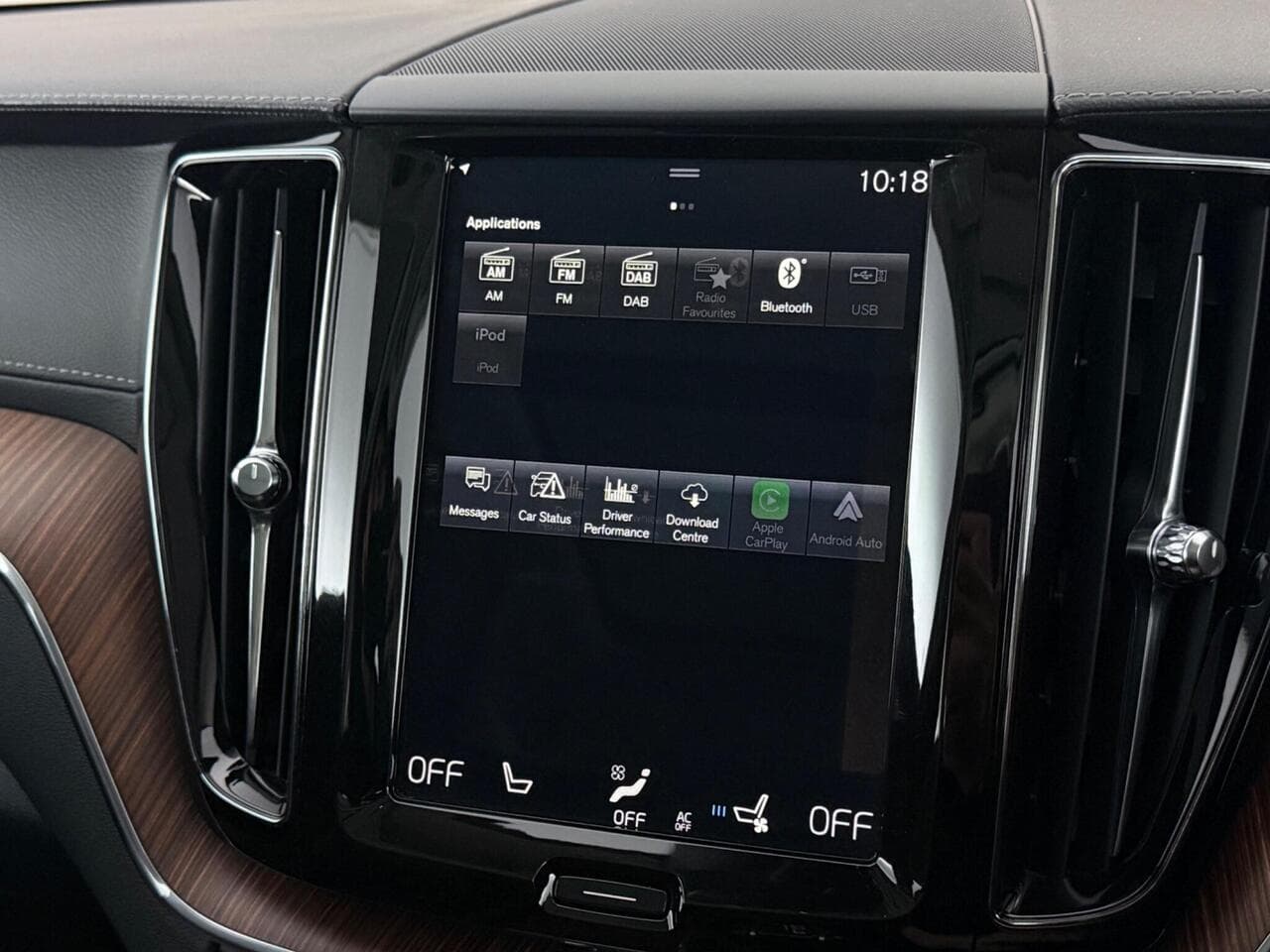 Volvo XC60 thumbnail Infotainment System