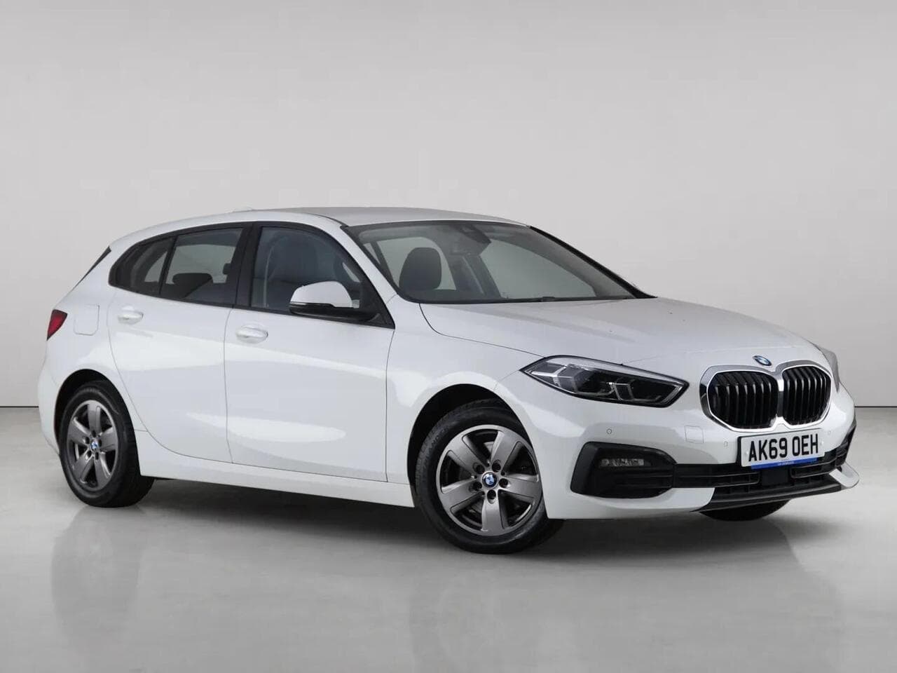 BMW 1 Series - BMW 1 Series 1.5 118i SE DCT Euro 6 (s/s) 5dr