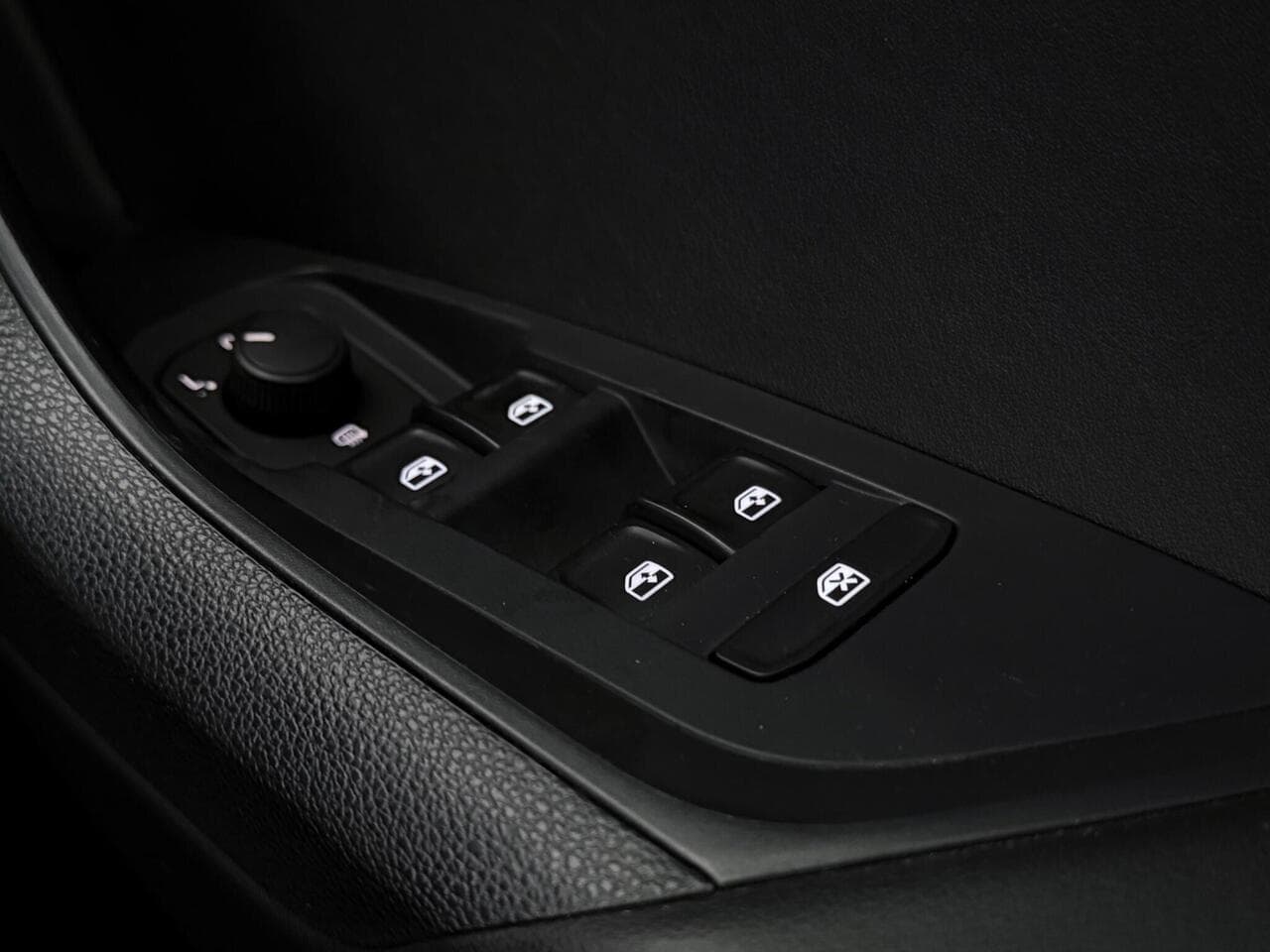 Skoda Kodiaq thumbnail Misc Controls