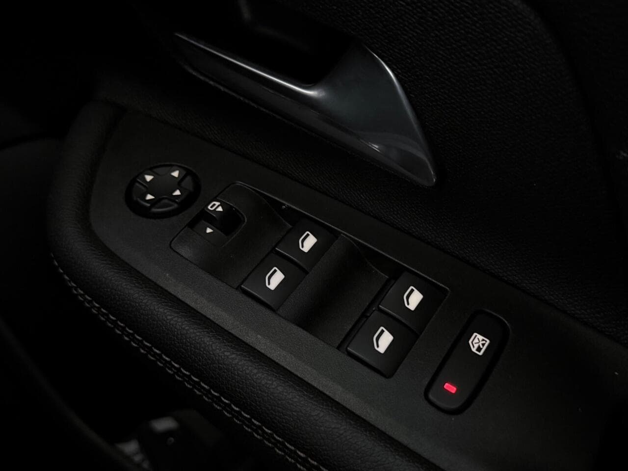 Vauxhall Mokka thumbnail Misc Controls