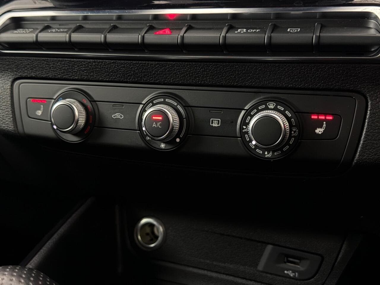 Audi Q2 thumbnail Misc Controls