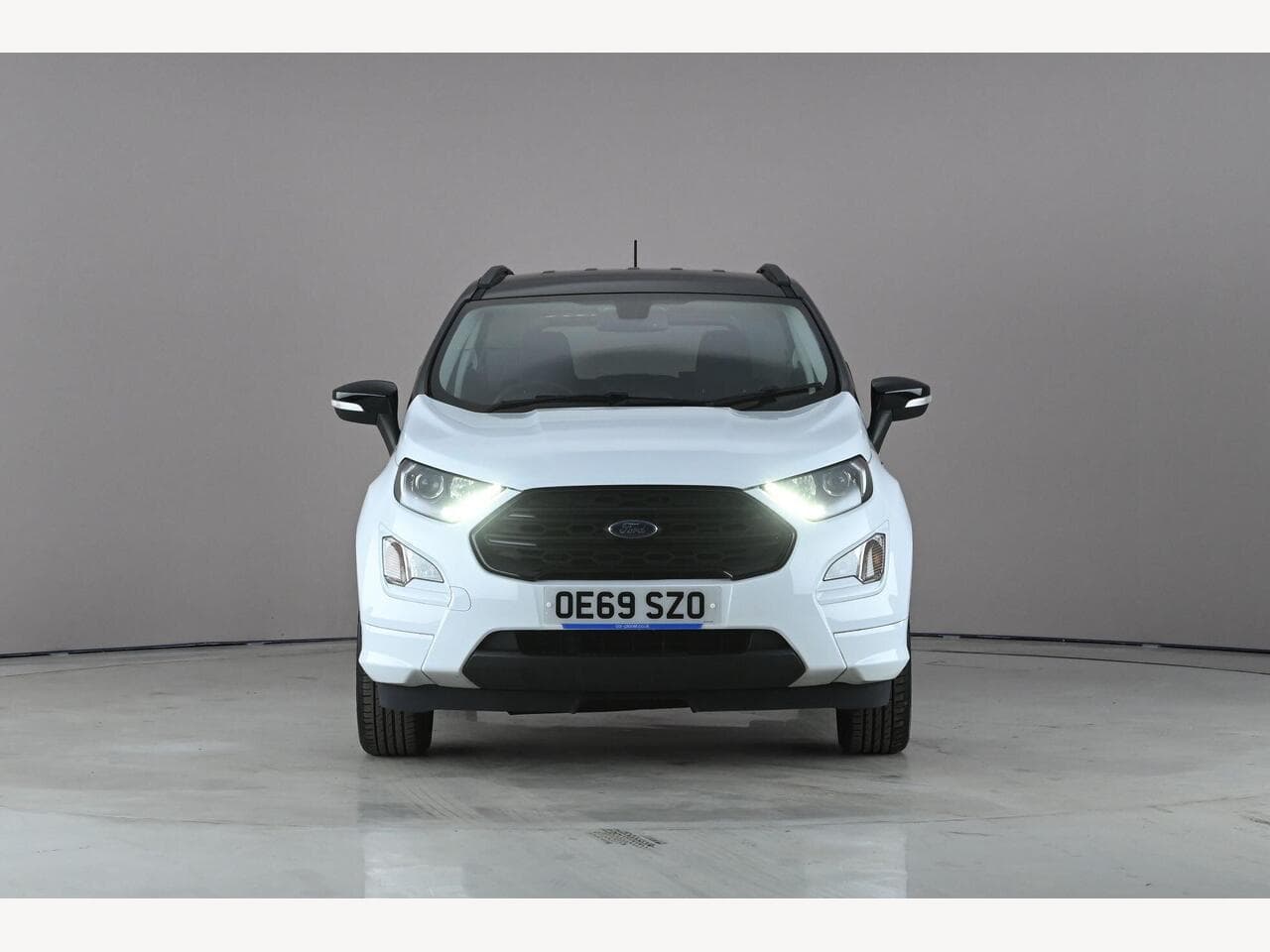 Ford EcoSport thumbnail Front
