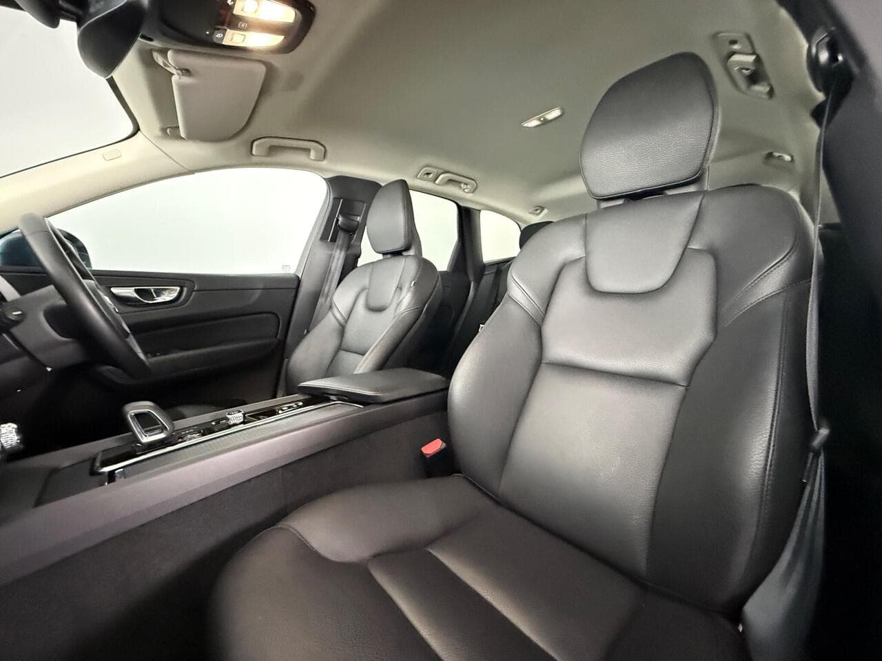Volvo XC60 thumbnail Seat Front Passenger