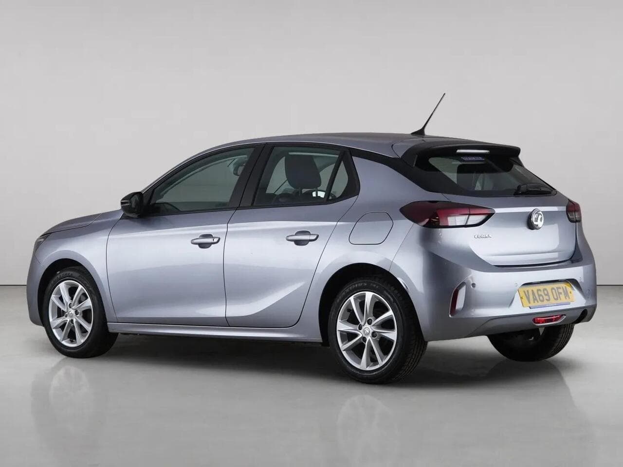 Vauxhall Corsa thumbnail Rear Left