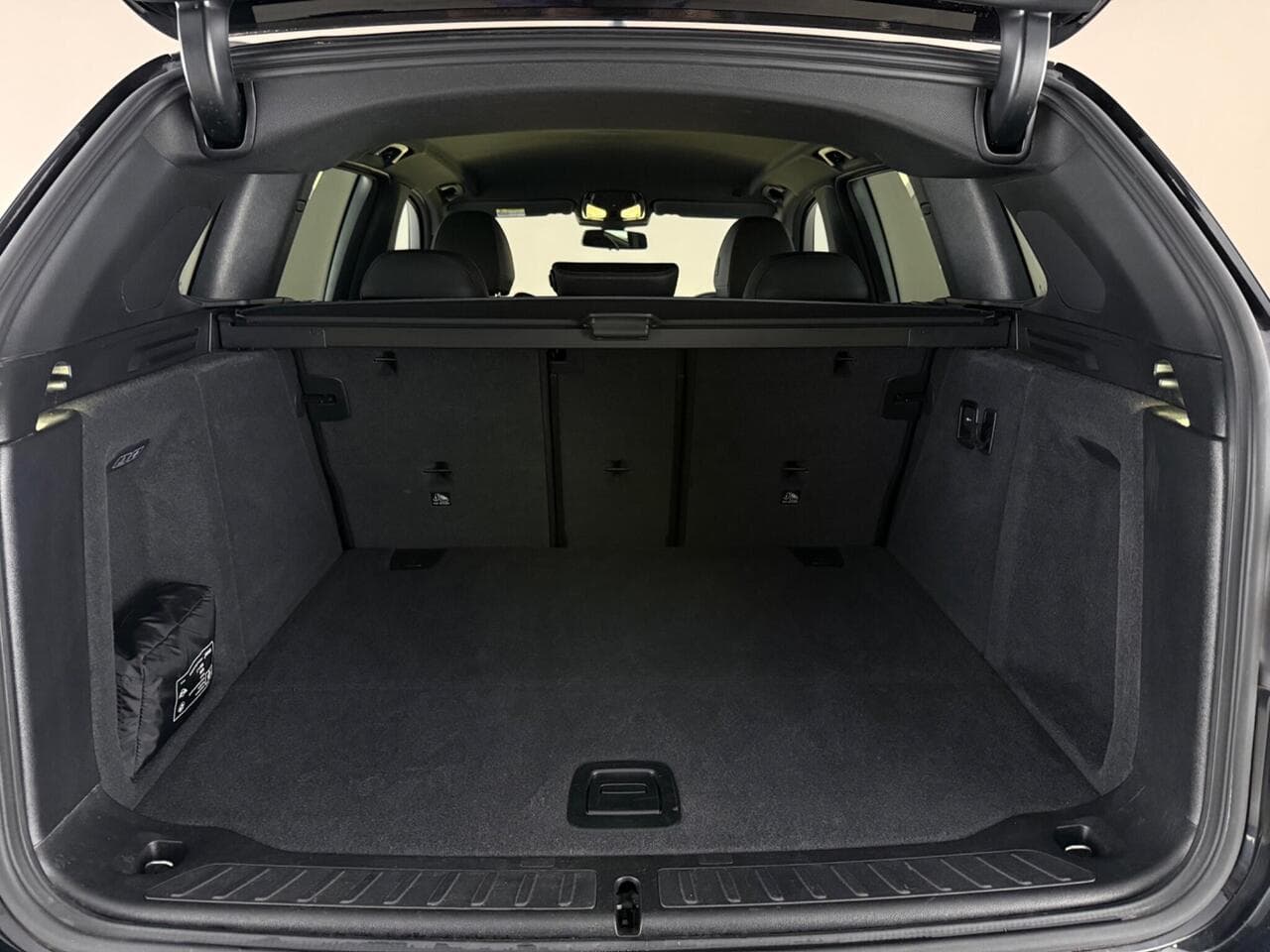 BMW X3 thumbnail Boot