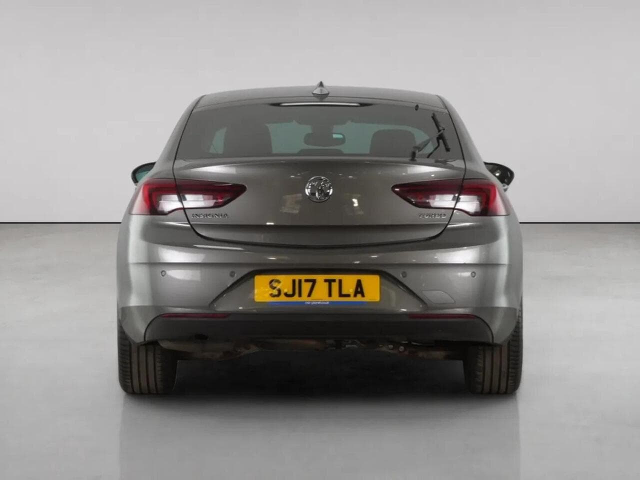 Vauxhall Insignia thumbnail Rear