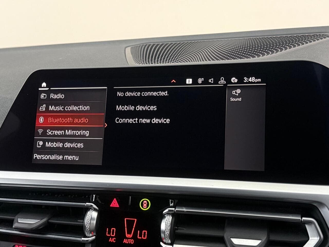 BMW 3 Series thumbnail Infotainment System